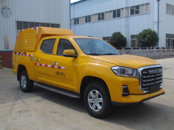 大通皮卡四驅(qū)大流量排水搶險(xiǎn)車(chē)